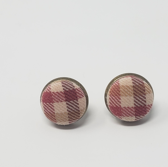 New Handmade | Upcycled Button Stud Earrings - Picture 1 of 4